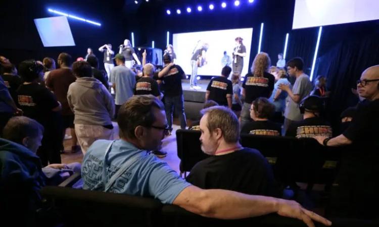 Friends gathered in the auditorium during worship